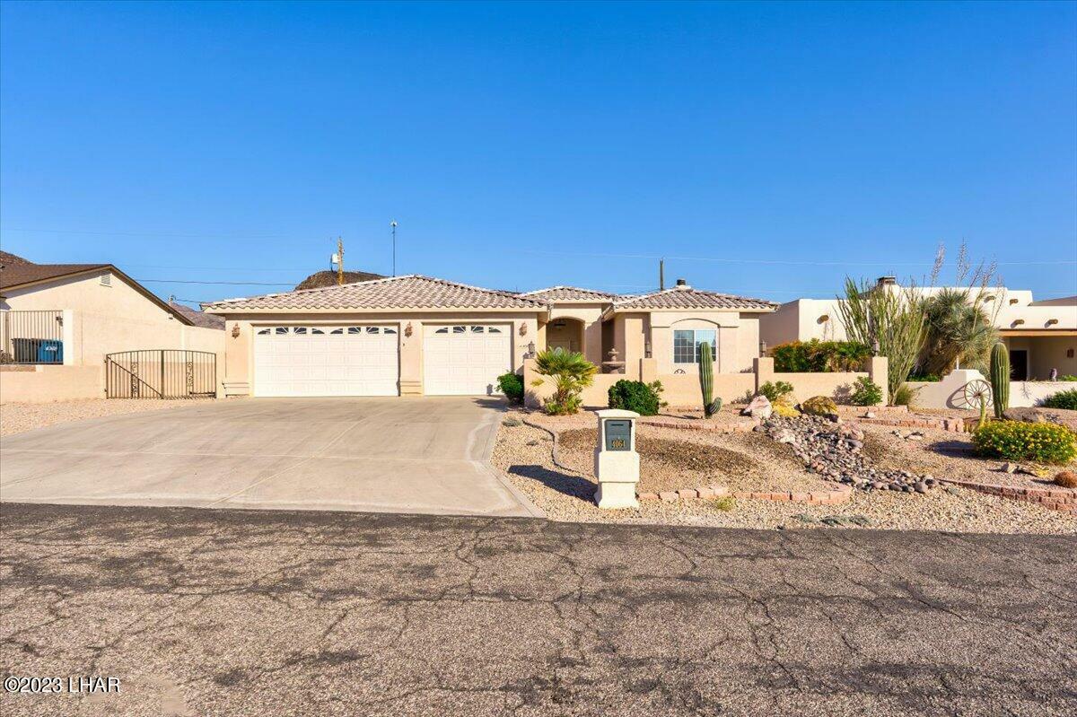 Property Photo:  4064 Coral Reef Dr  AZ 86406 