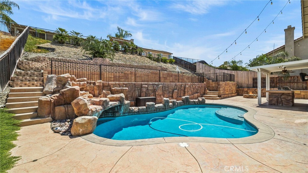 Property Photo: 27716 High Gate Court CA 92584