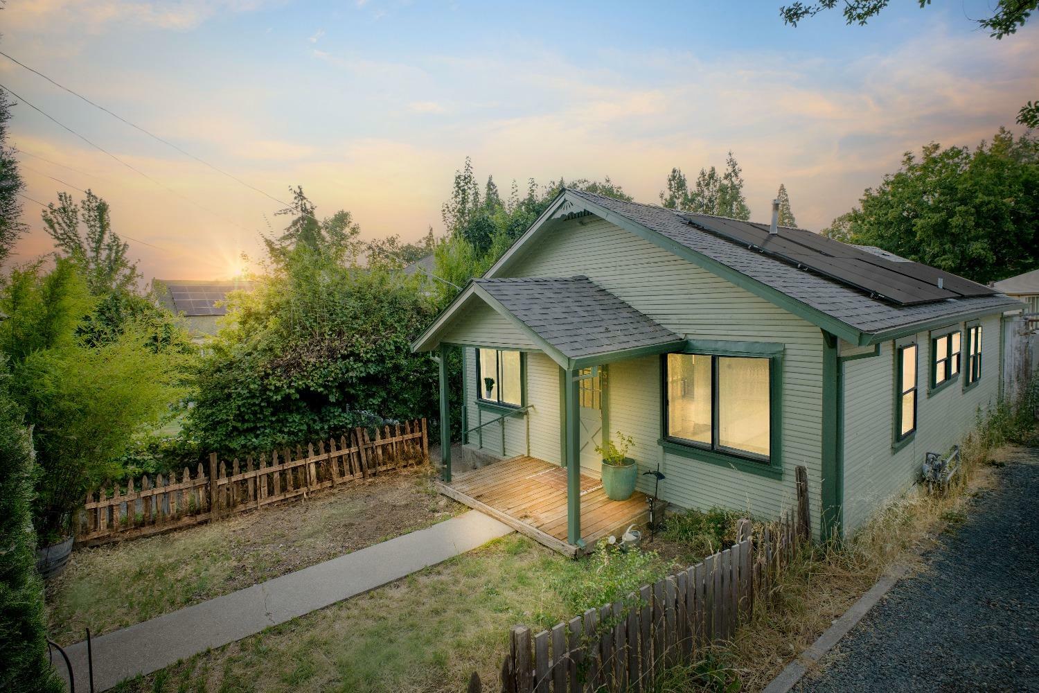 Property Photo:  138 W Empire Street  CA 95945 