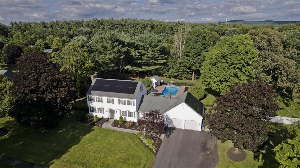 Property Photo: 12 Stonegate Cir MA 01095