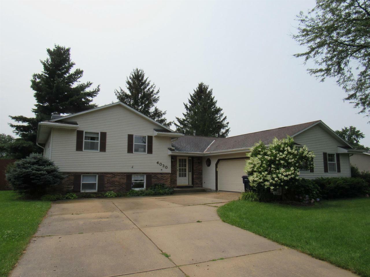 Property Photo:  4030 Oldwyck Drive  WI 53546 