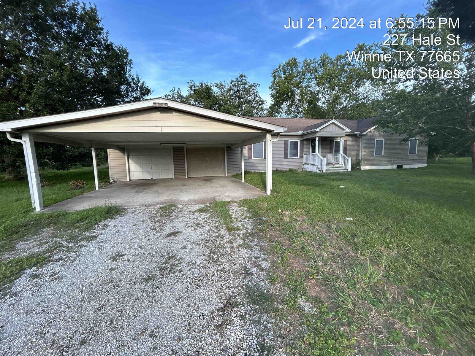 Property Photo: 227 Hale Rd TX 77665