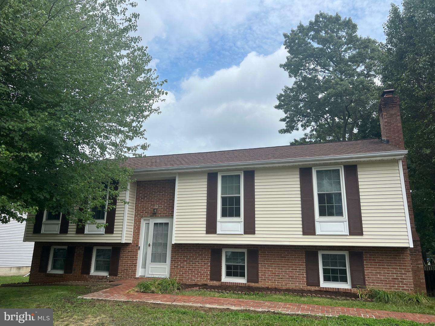 Property Photo:  903 N Woodward Drive  MD 21221 