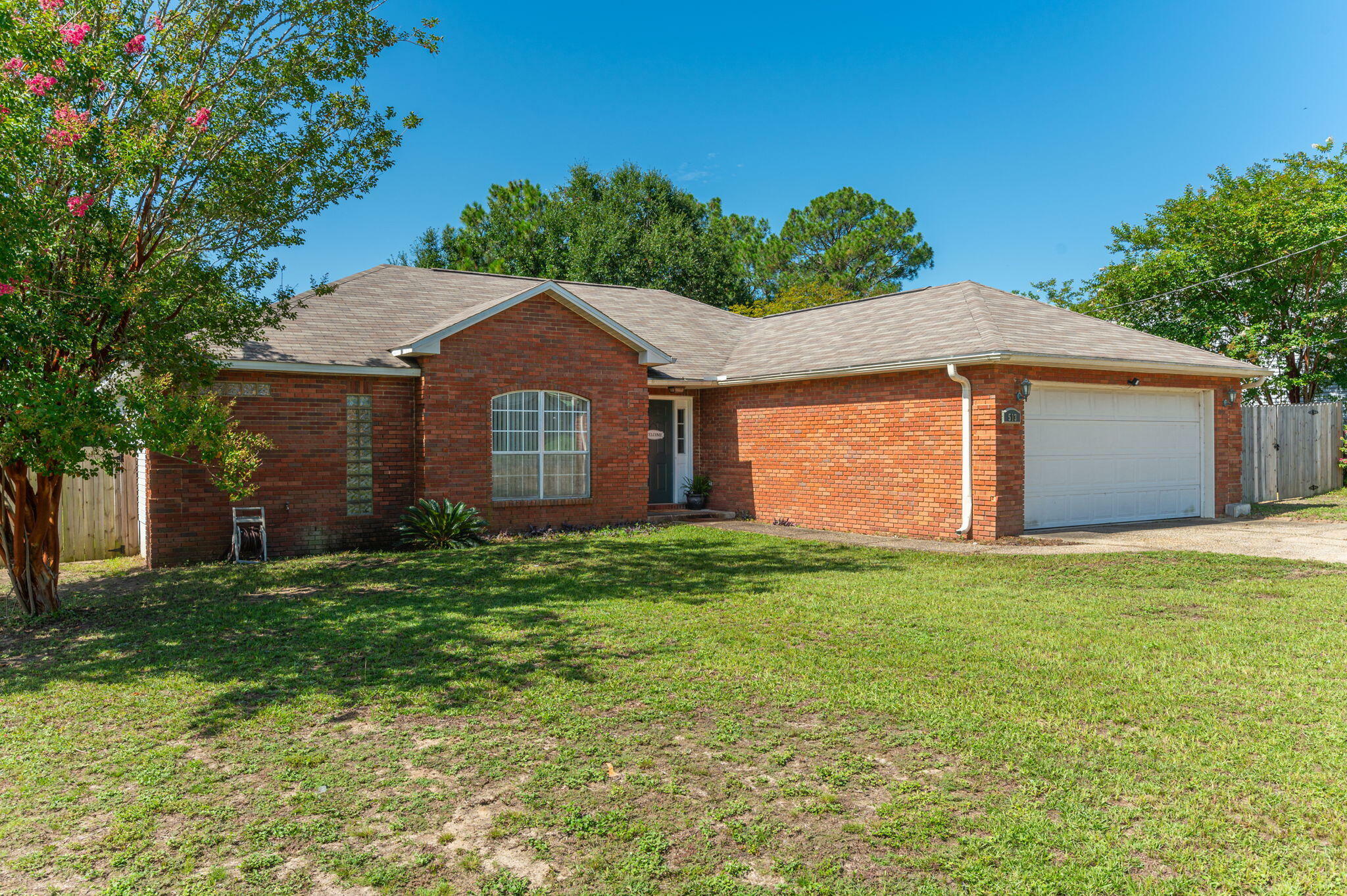 Property Photo:  513 Krest Drive  FL 32536 