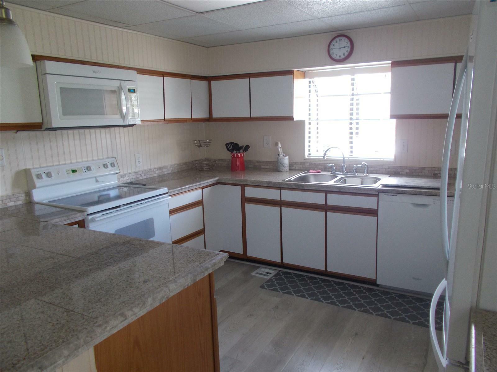 Property Photo:  5505 Holiday Park Boulevard  FL 34287 