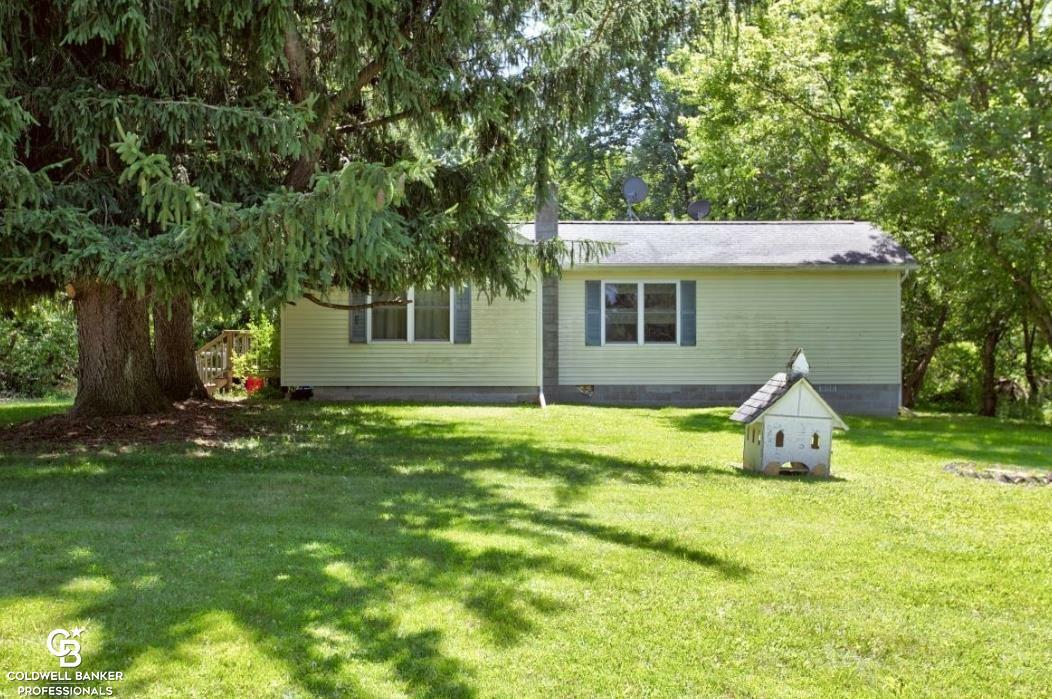 Property Photo:  10097 Beckett  MI 48006 