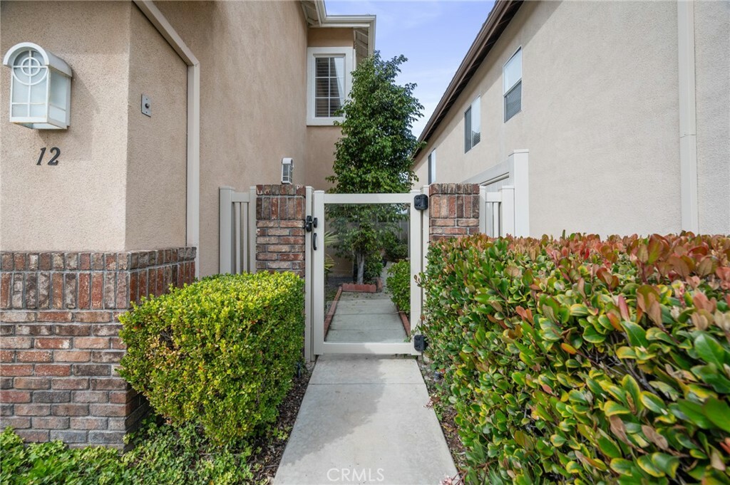 Property Photo:  1129 W Capitol Drive 12  CA 90732 