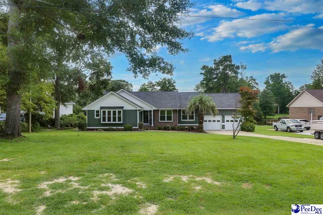 Property Photo:  940 Swan Circle  SC 29501 