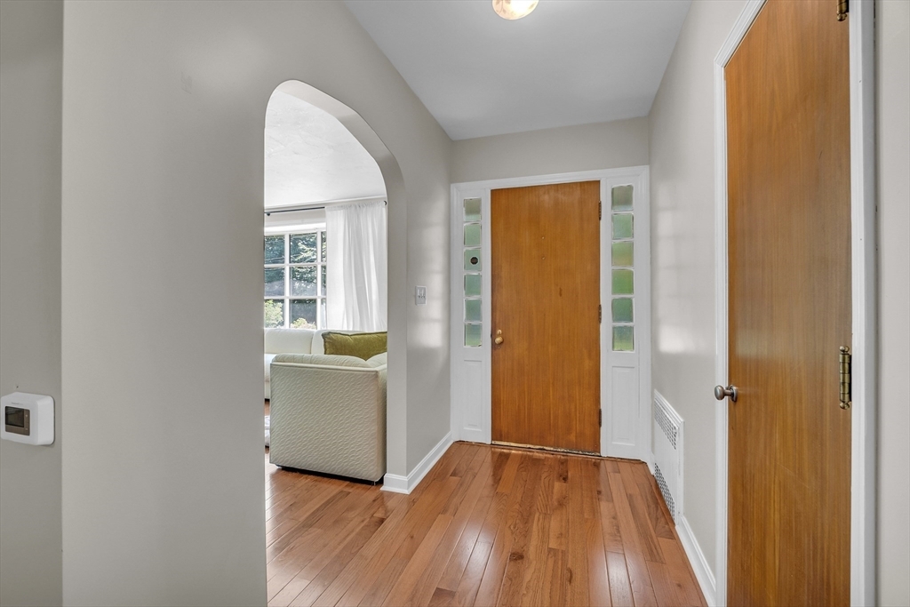 Property Photo:  71 Chestnut Street  MA 01462 