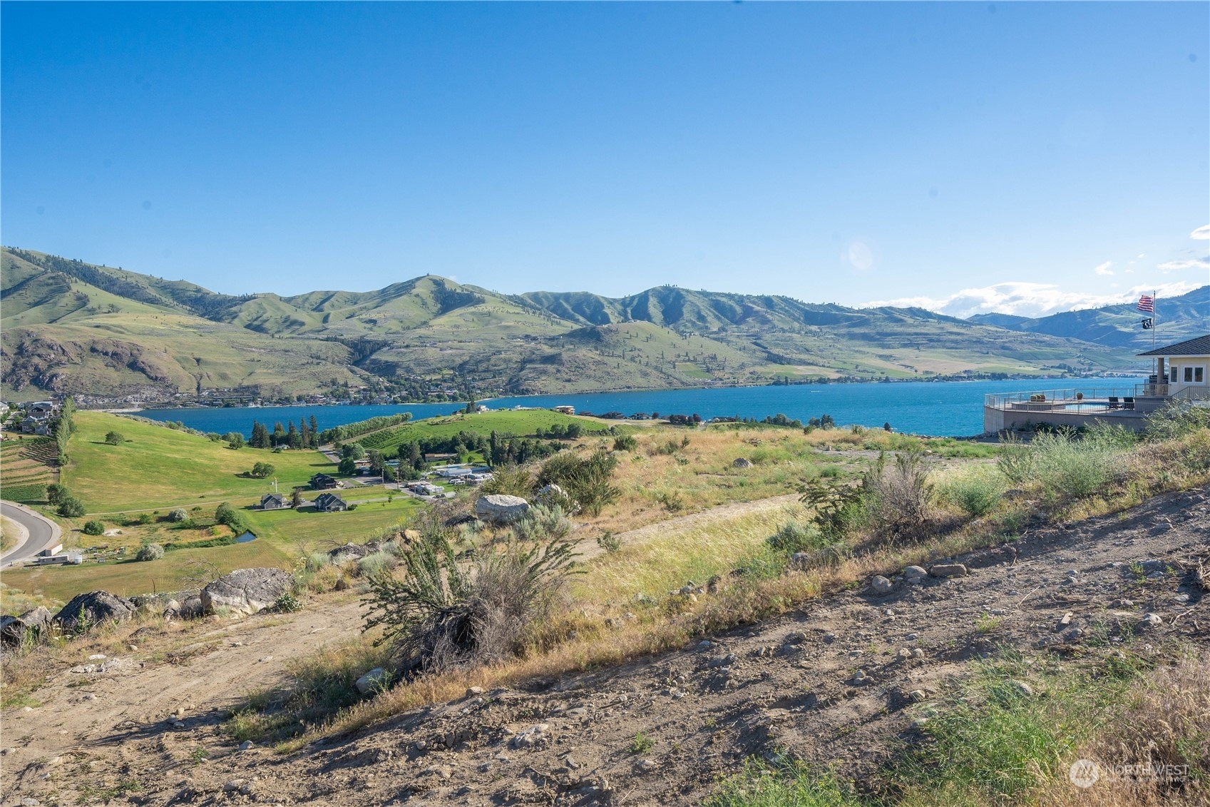 Property Photo:  320 Orchard View Dr  WA 98816 