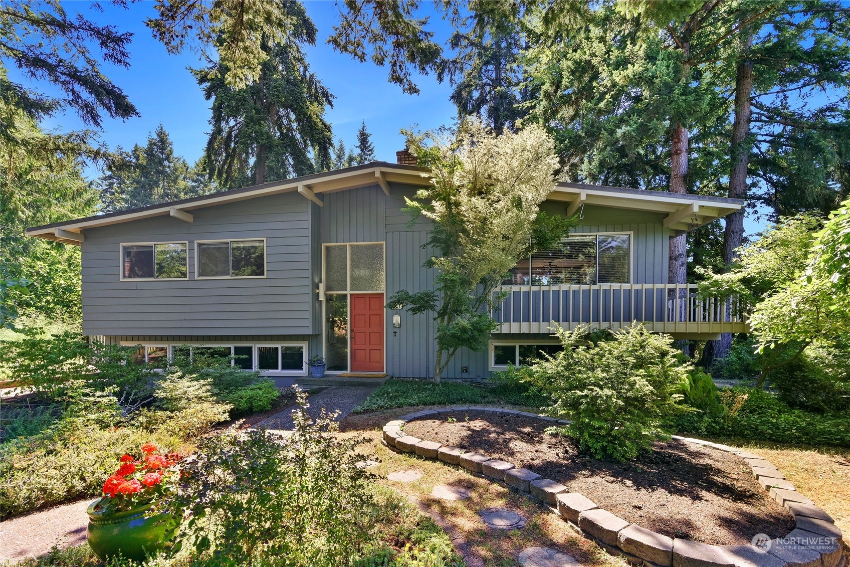 Property Photo:  301 Fir Acres Drive NW  WA 98110 