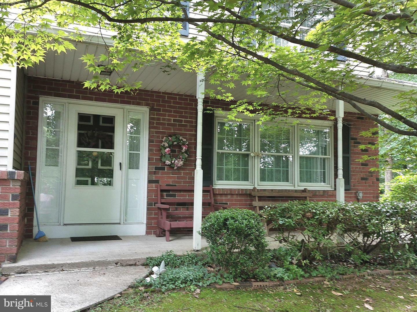 Property Photo:  71 Pheasant Road  PA 18901 