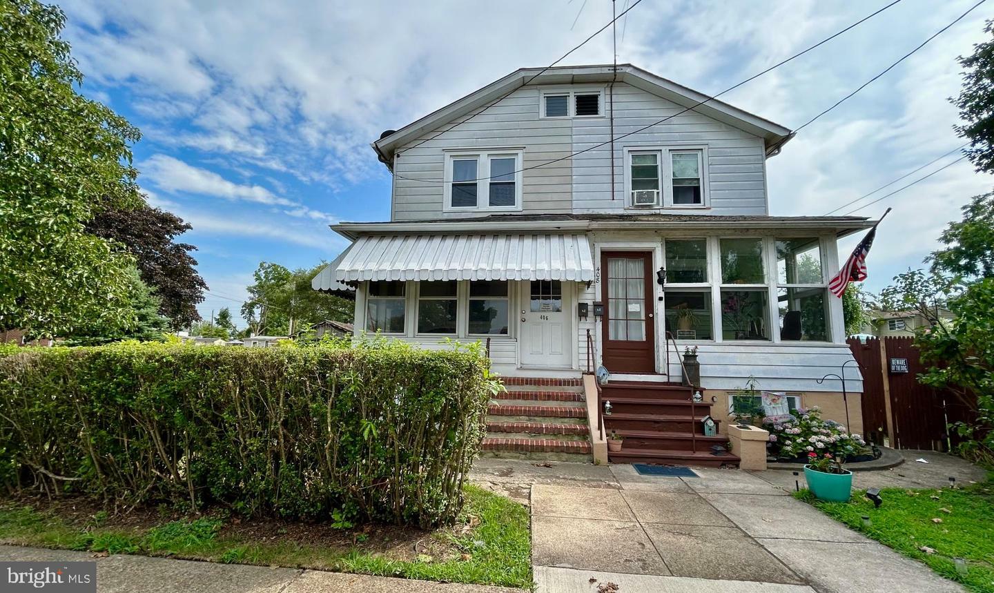 Property Photo:  406 W Fourth Street W  NJ 08518 