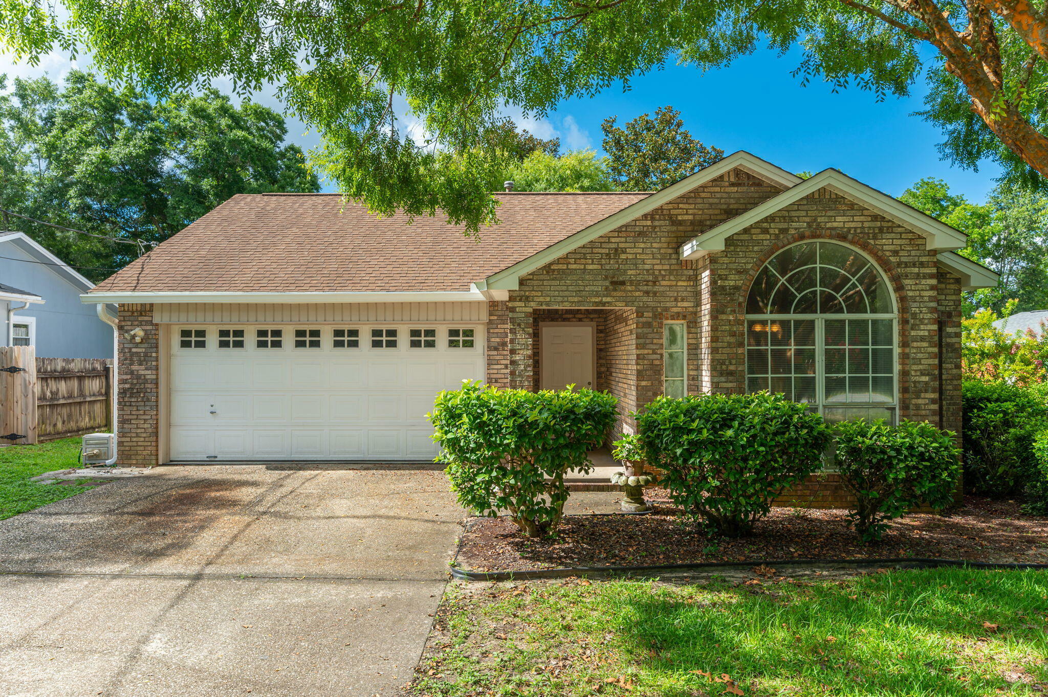 4274 Lancaster Drive  Niceville FL 32578 photo