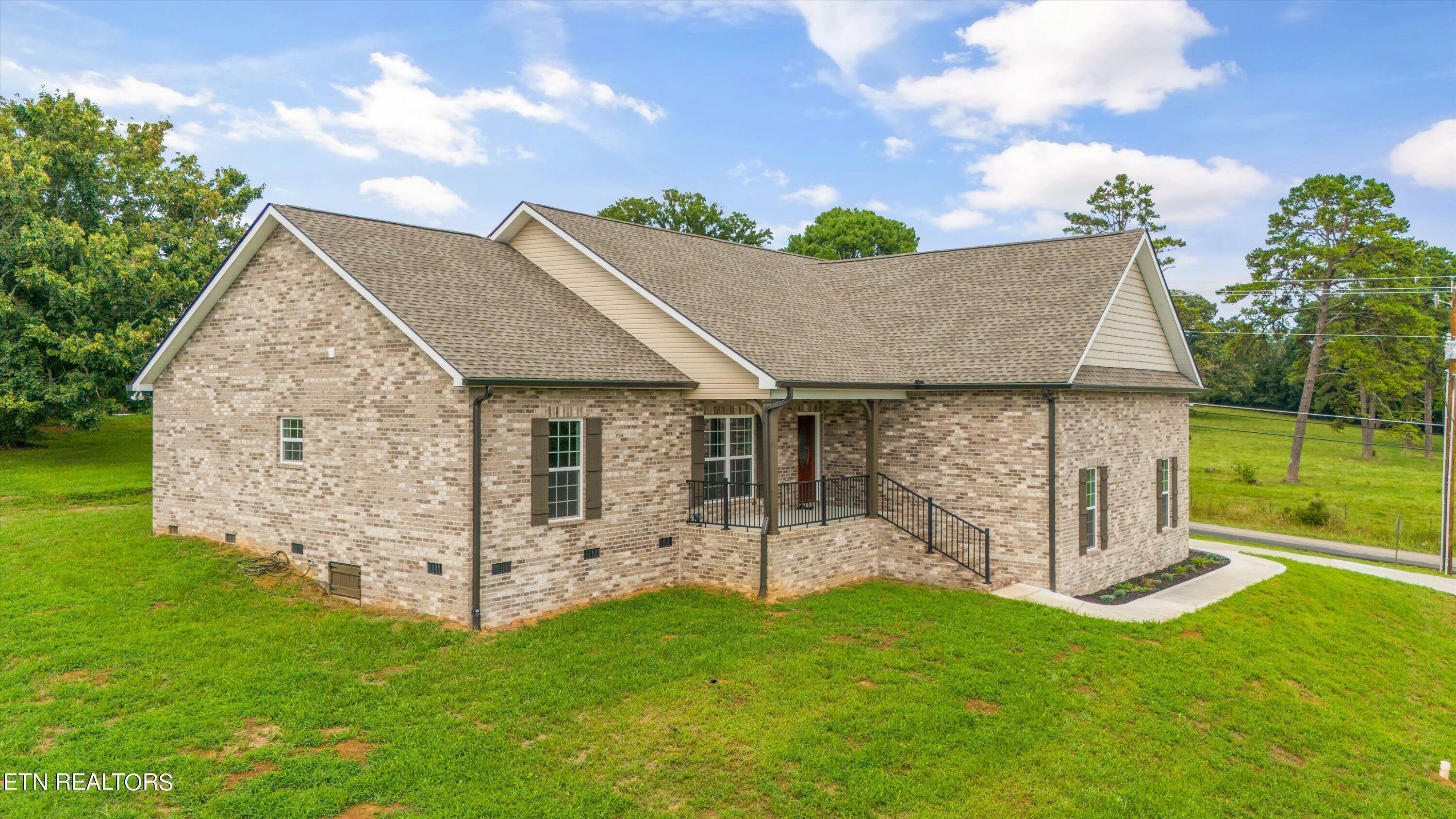 Property Photo:  1327 Forest Hill Rd  TN 37803 