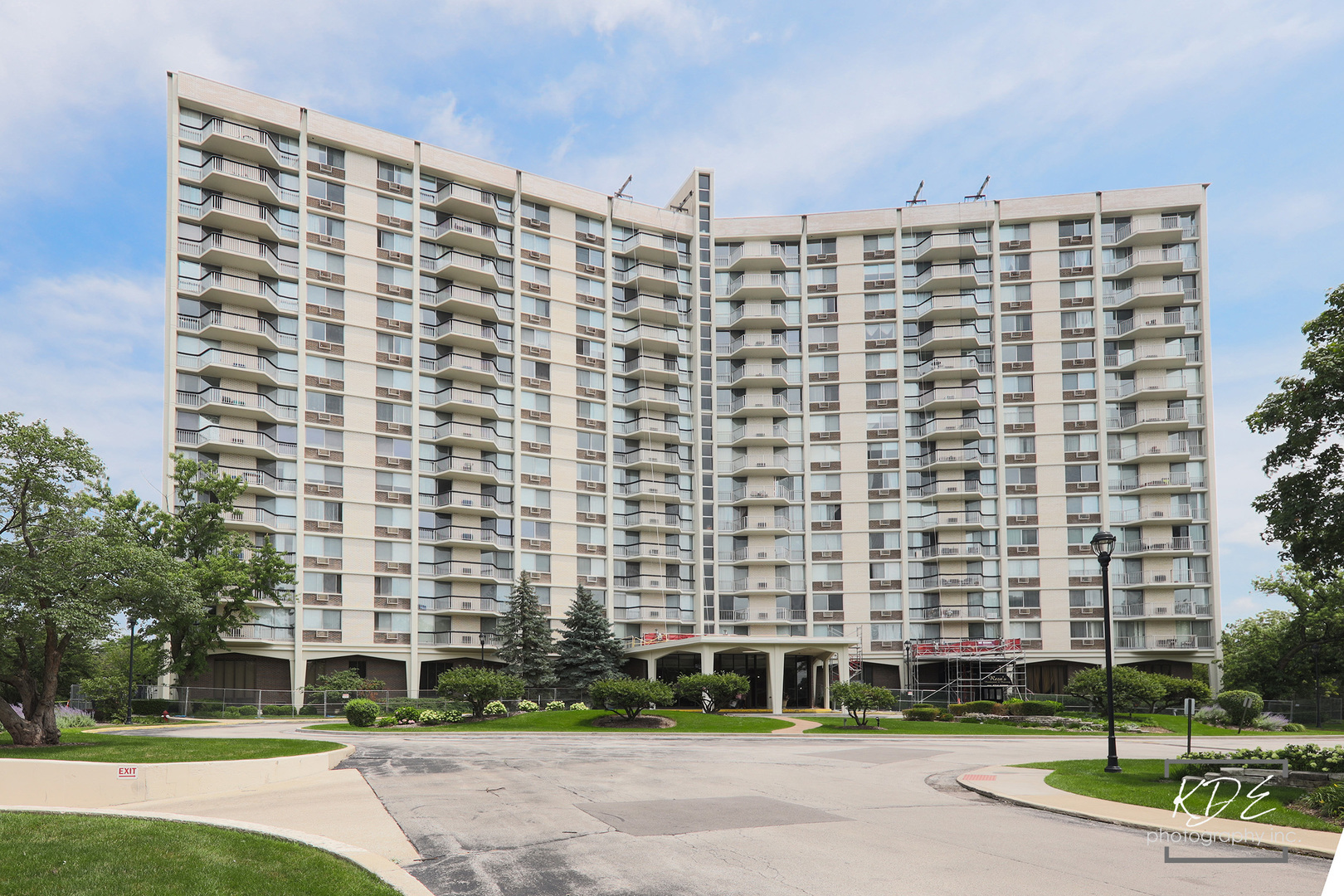 40 N Tower Road 3B  Oak Brook IL 60523 photo