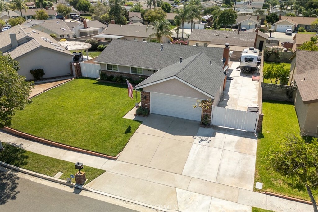 Property Photo:  5961 Trail View Pl  CA 92886 