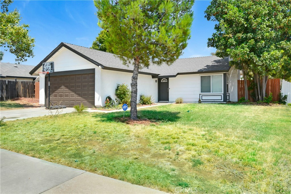 Property Photo:  12056 Coachman Lane  CA 92557 