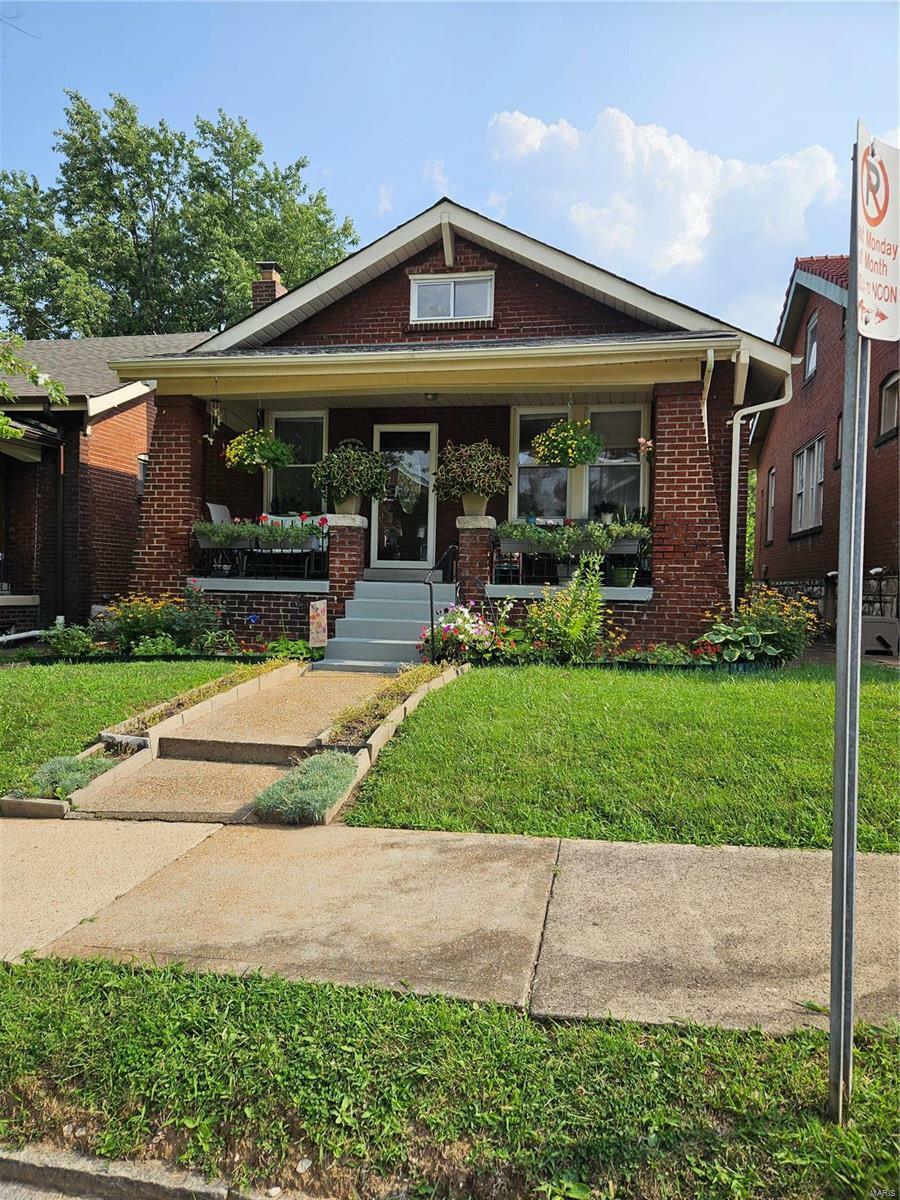 Property Photo:  4938 Delor Street  MO 63109 