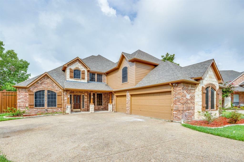 Property Photo:  725 Chapel Court  TX 75002 