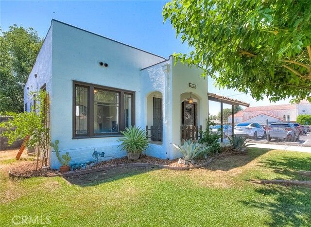 Property Photo:  3222 Locust Street  CA 92501 