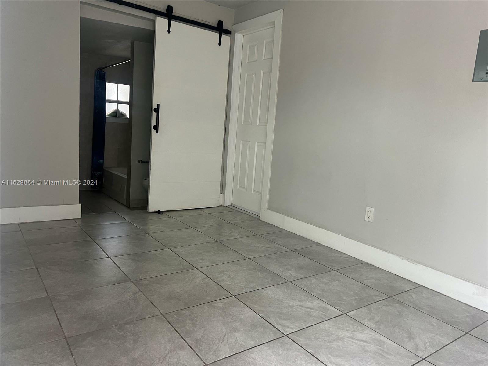 Property Photo:  821 SW 29th Ct 6  FL 33135 