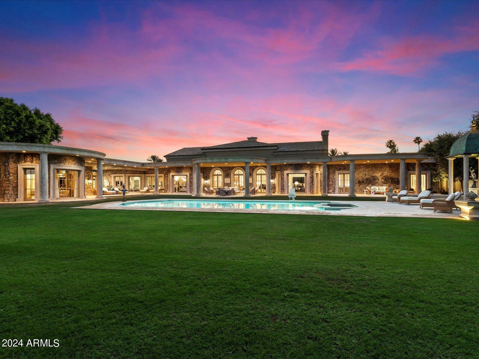 Property Photo: 40 Biltmore Estate AZ 85016