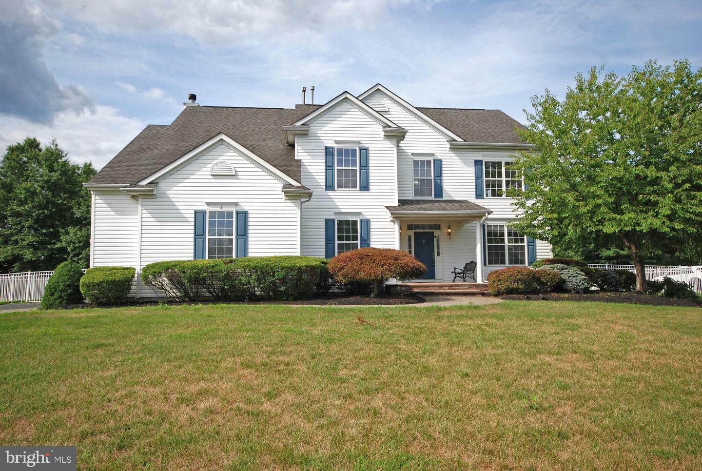 Property Photo:  8 Chancery Place  NJ 08520 