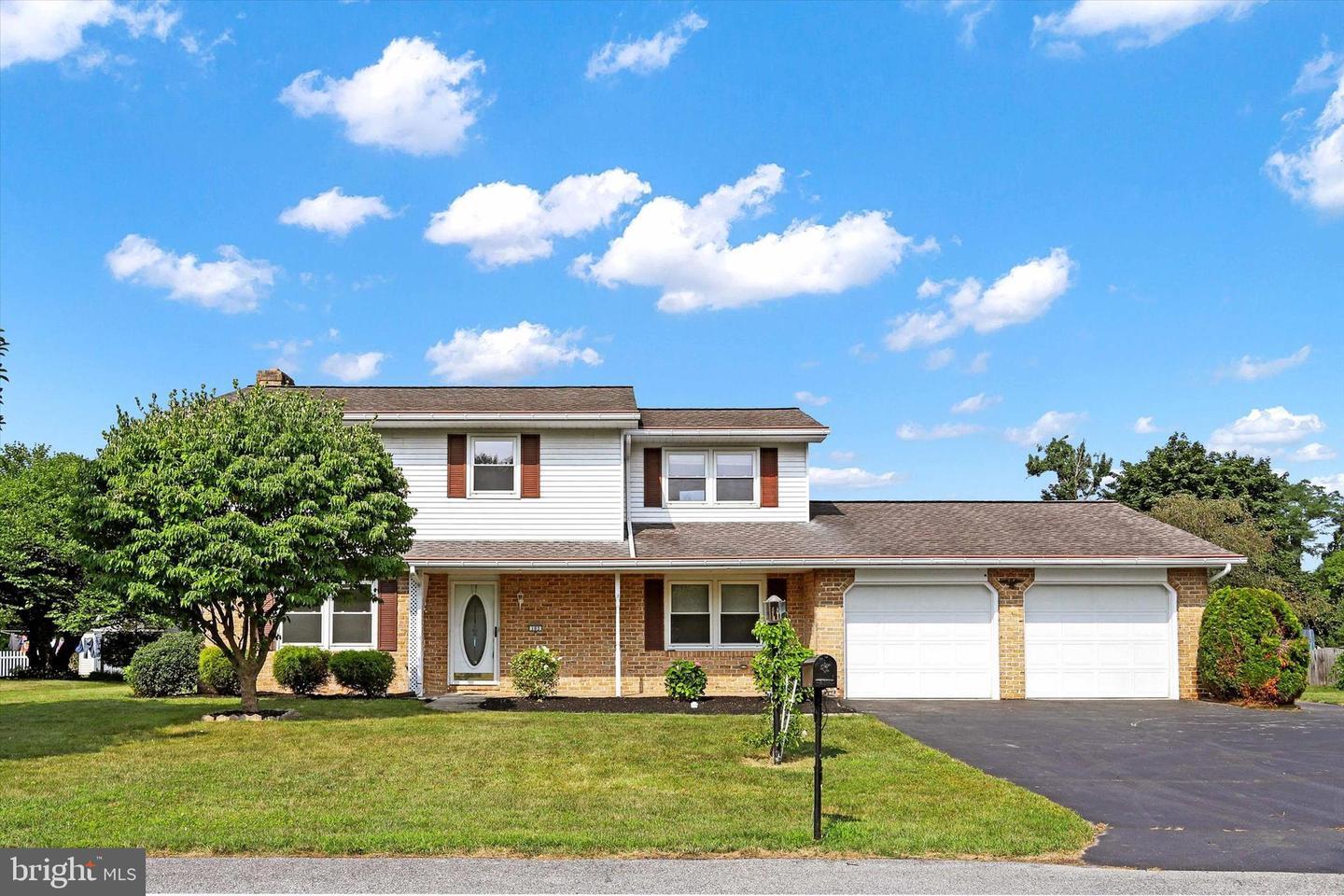 Property Photo: 103 Locust Way PA 17019