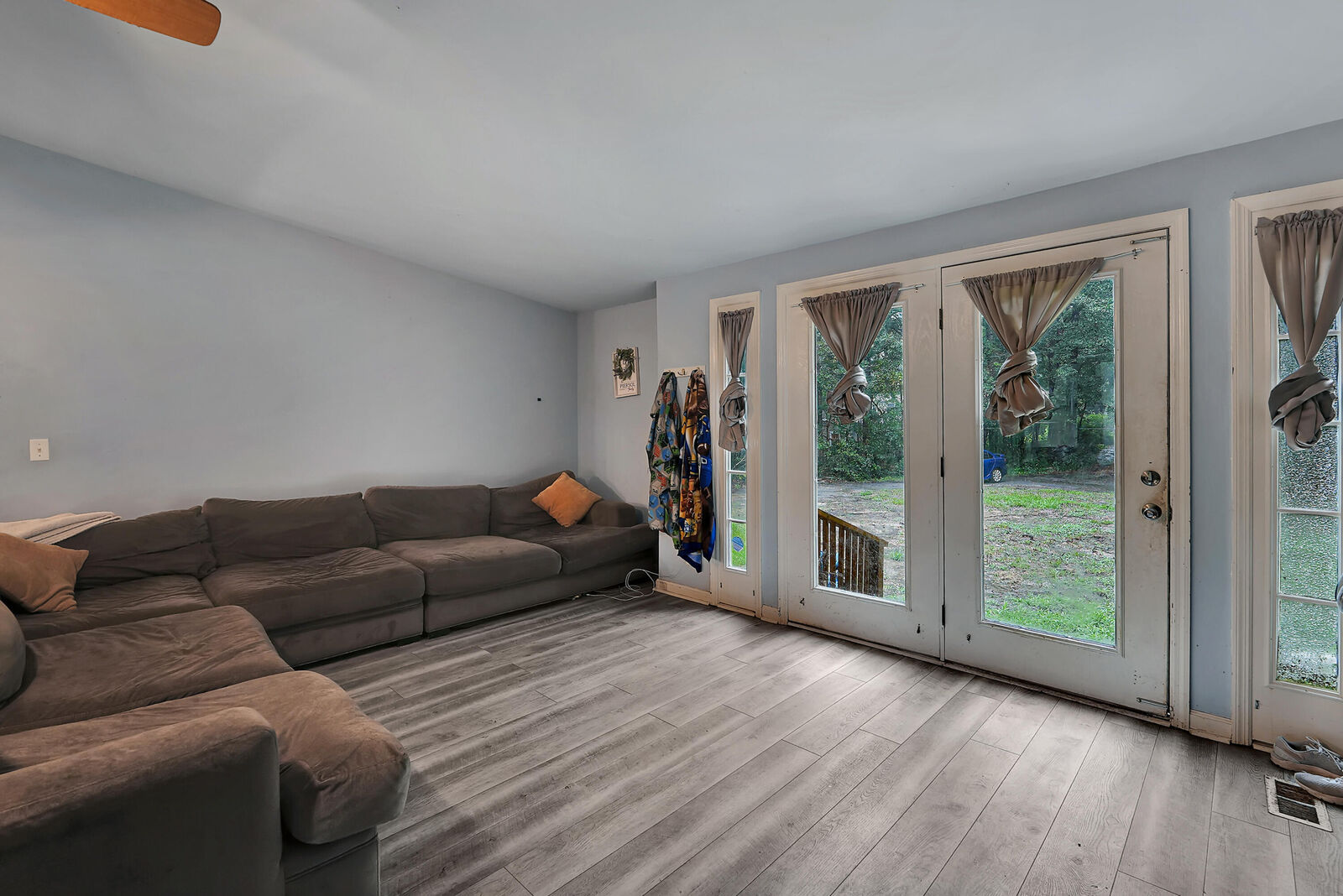 Property Photo: 608 McCrystal Circle SC 29461