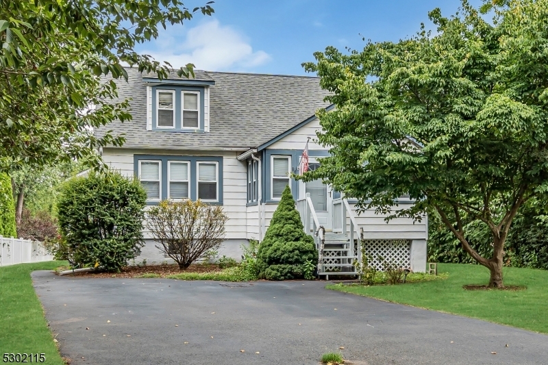 Property Photo:  84 Ardmaer Dr  NJ 08807 