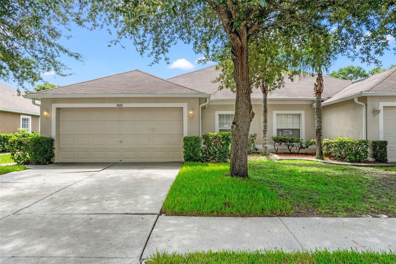 Property Photo:  9103 Southern Charm Circle  FL 34613 