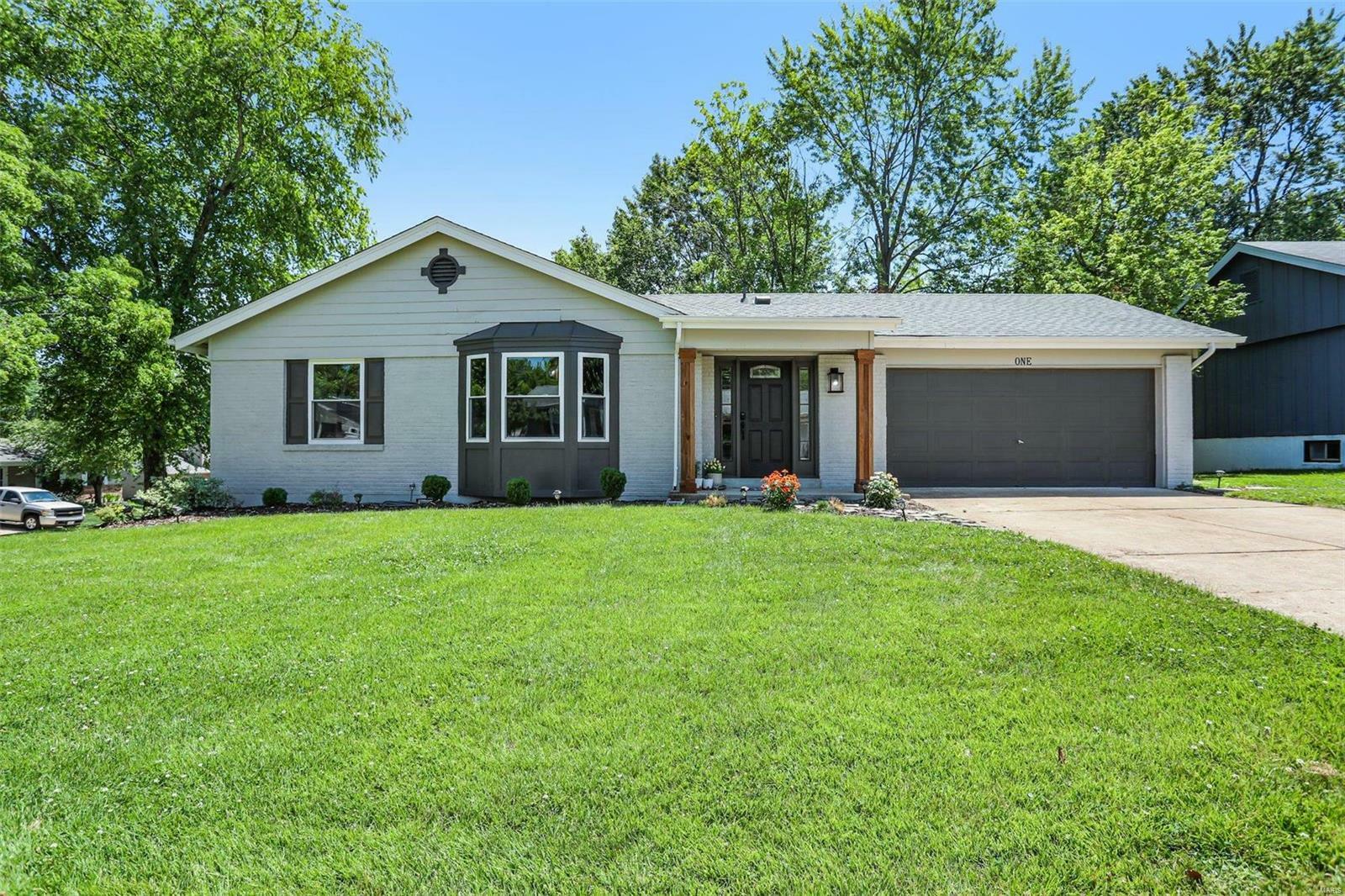 Property Photo:  1 Crescent Woods Drive  MO 63376 