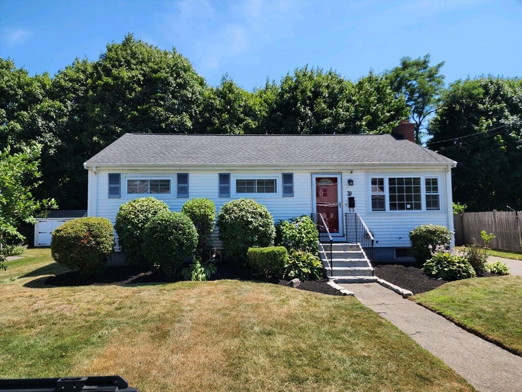 Property Photo:  39 Barton St  MA 02453 