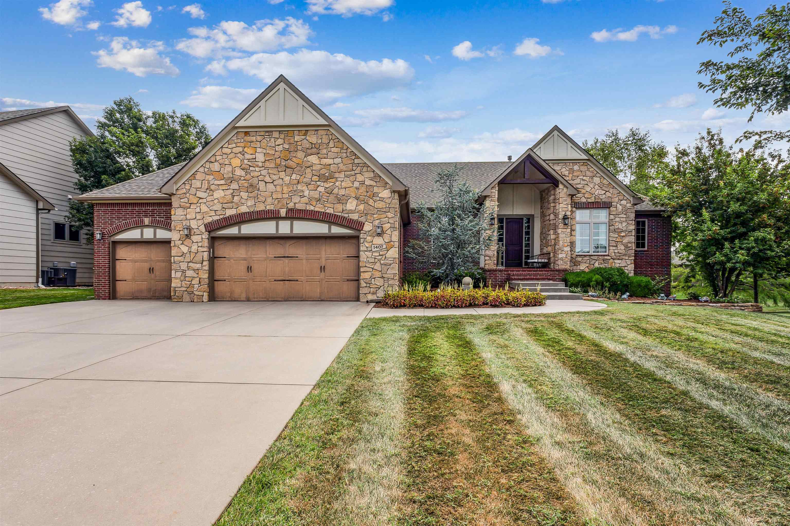 Property Photo:  1407 E Timber Falls Ct  KS 67002 