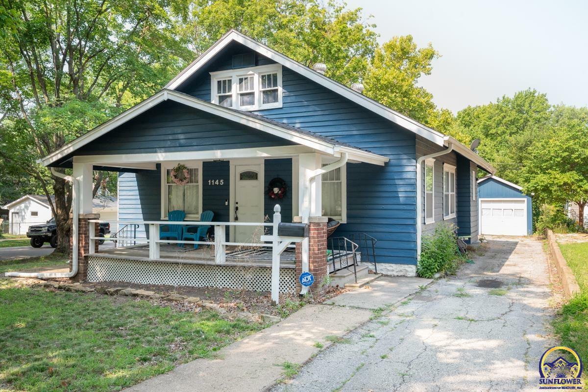 Property Photo:  1145 SW High Ave  KS 66604 