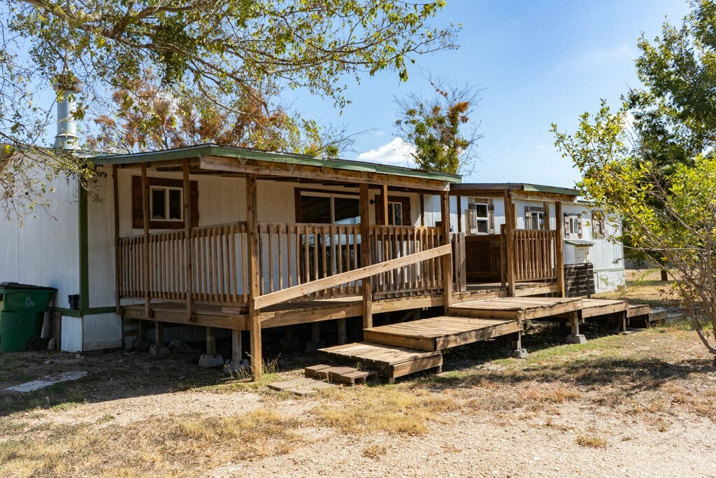 Property Photo:  663 Peabody Road  TX 76630 