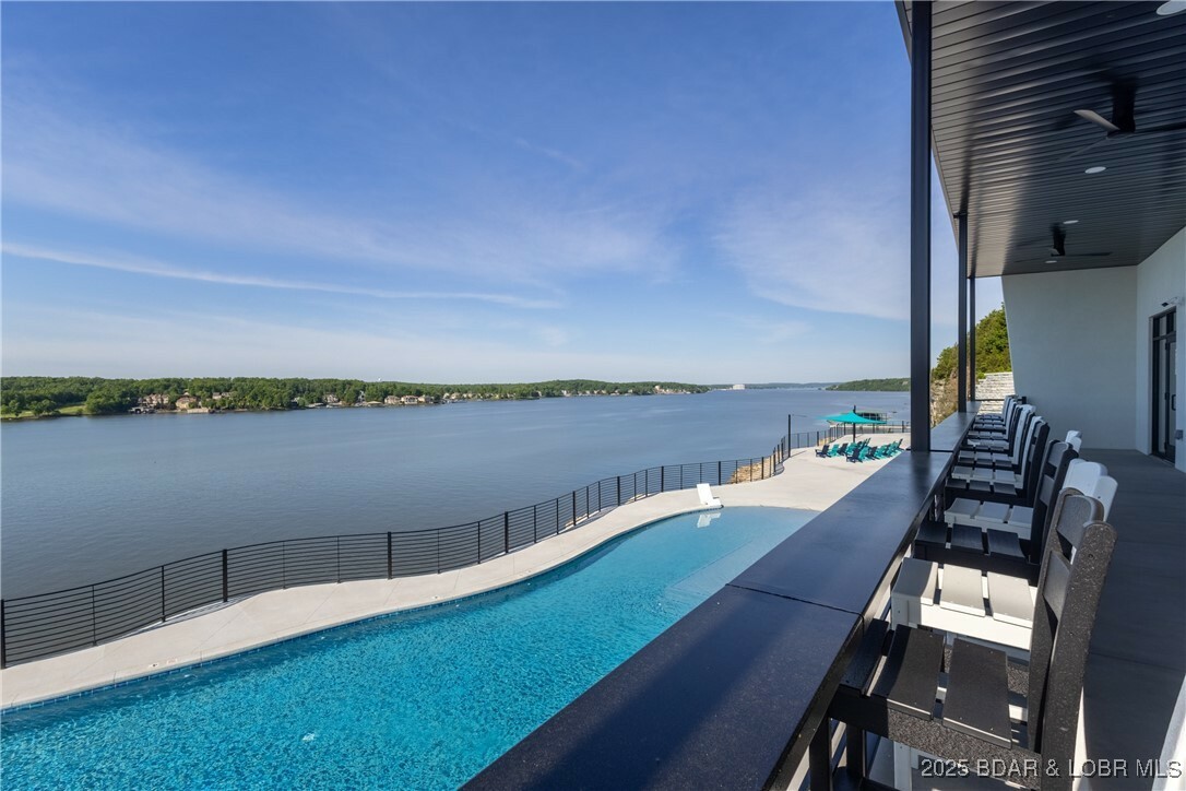 Property Photo: 100 Blue Heron Hill 106 MO 65049