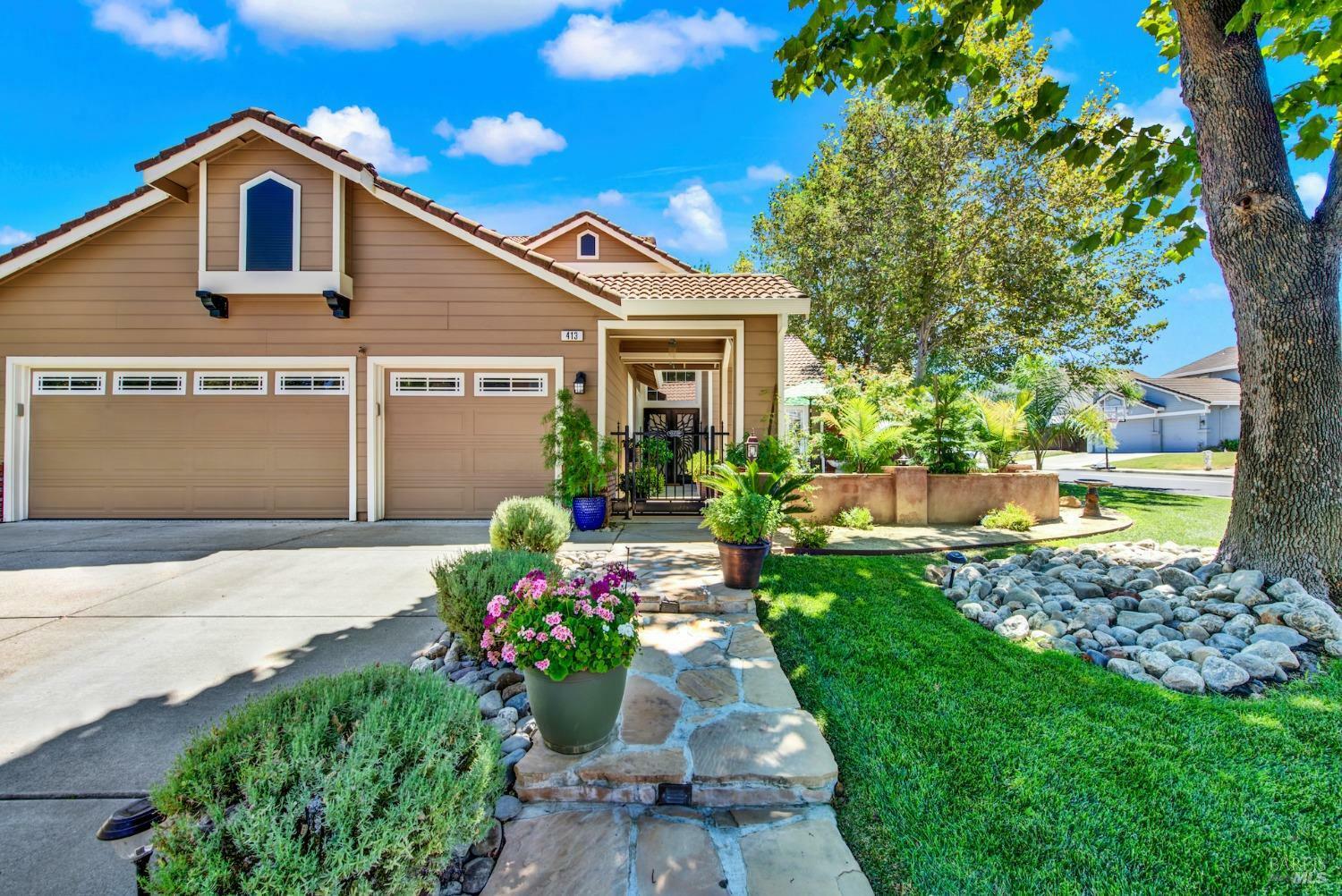 Property Photo:  413 Crownpointe Circle  CA 95687 