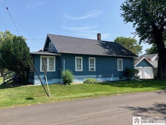 33 Willowbrook Avenue  Dunkirk NY 14048 photo