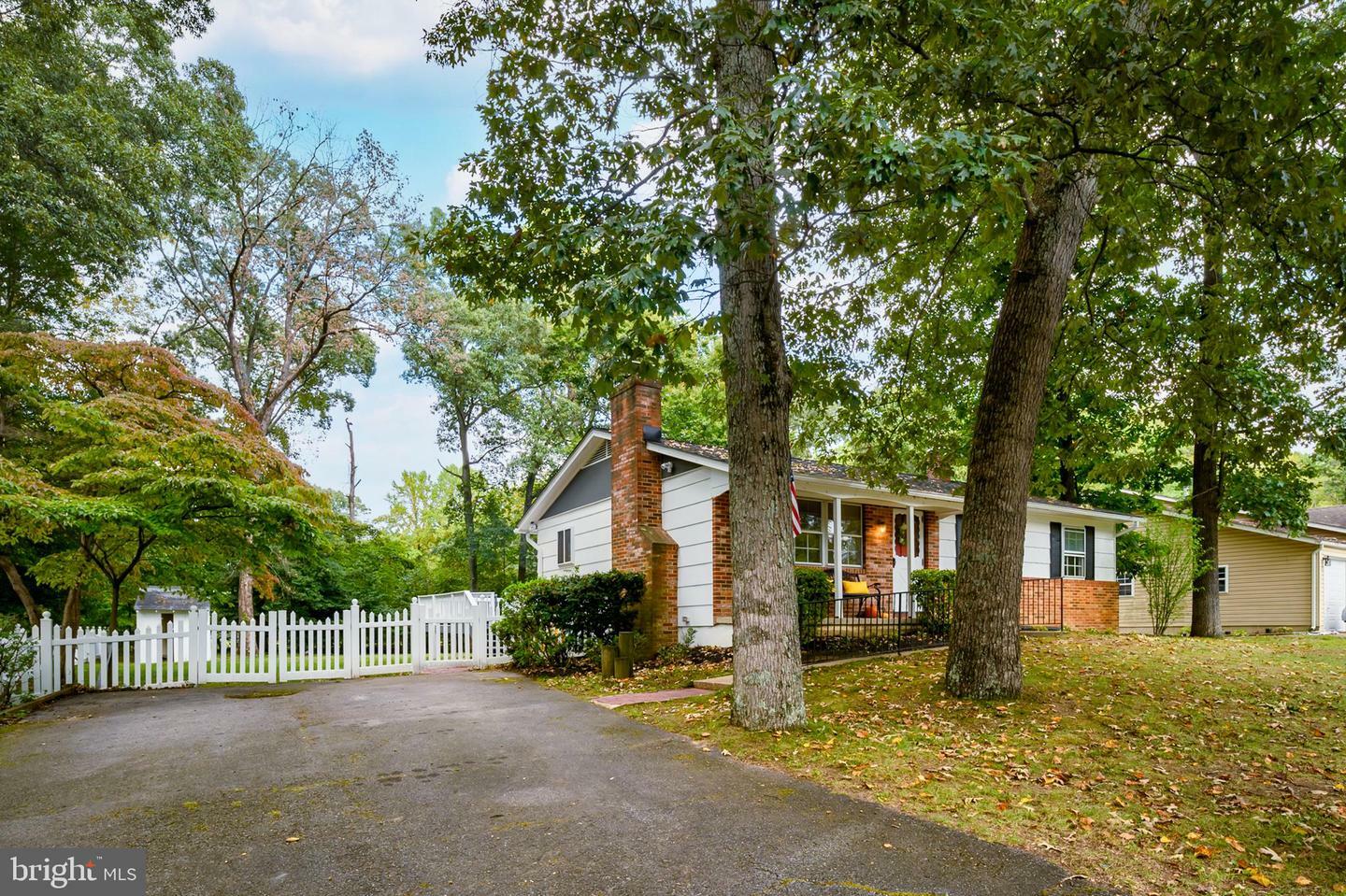 Property Photo:  1534 Manor View Road  MD 21035 