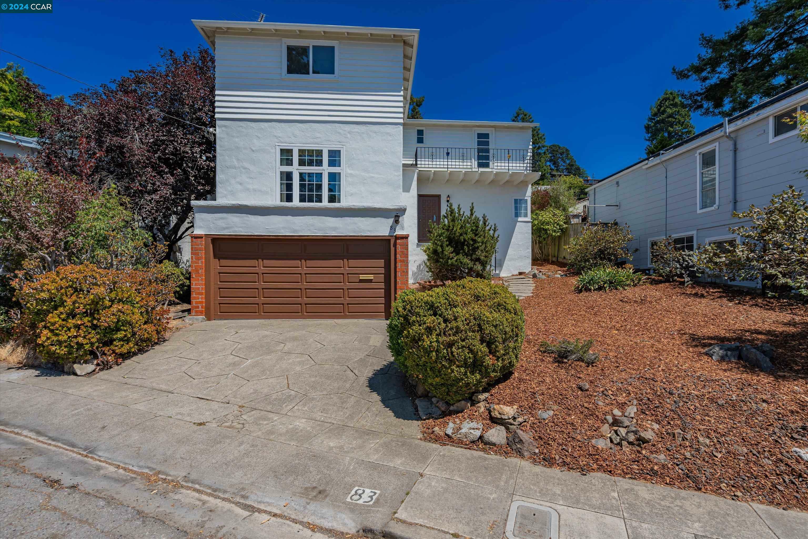 Property Photo: 83 Alamo Ave CA 94708