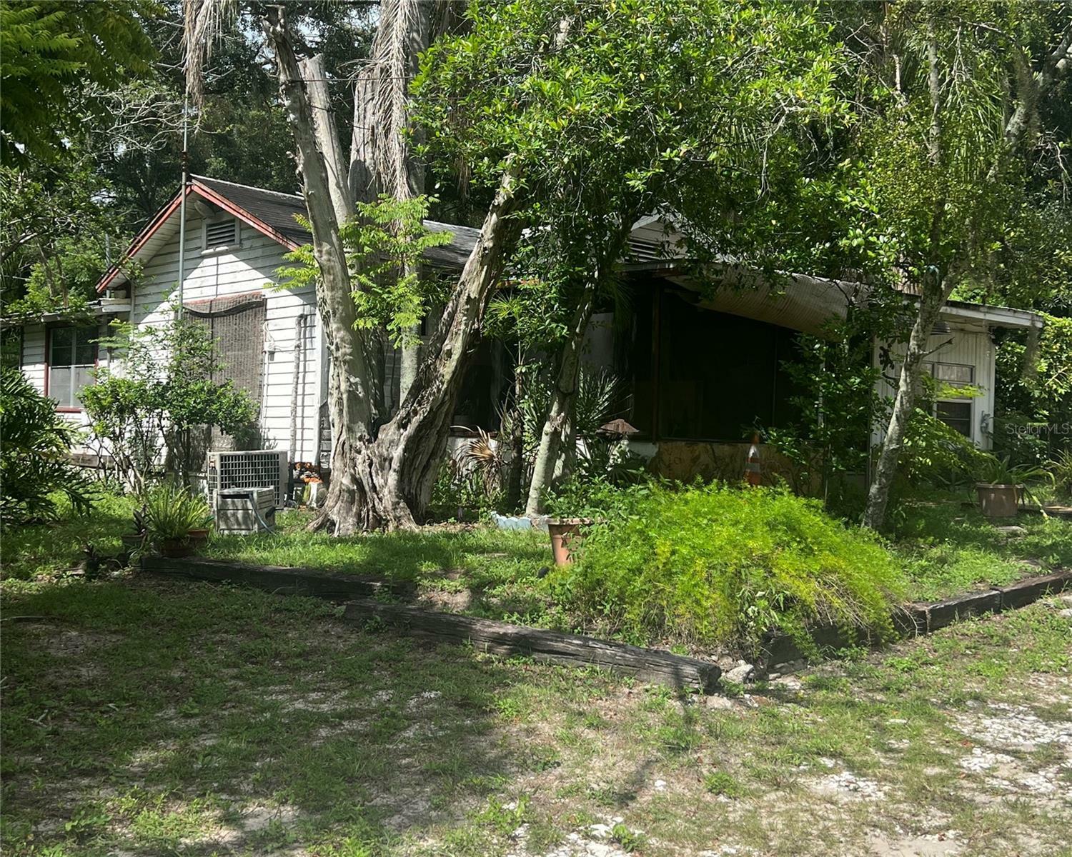 Property Photo:  5511 579 Highway  FL 33584 