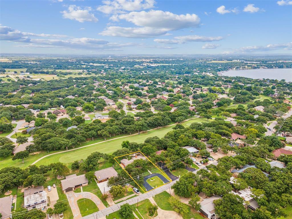 Property Photo:  4114 Fairway Drive  TX 76049 