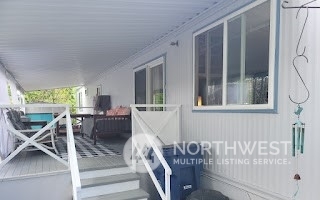 Property Photo:  23708 Locust Way 18B  WA 98021 