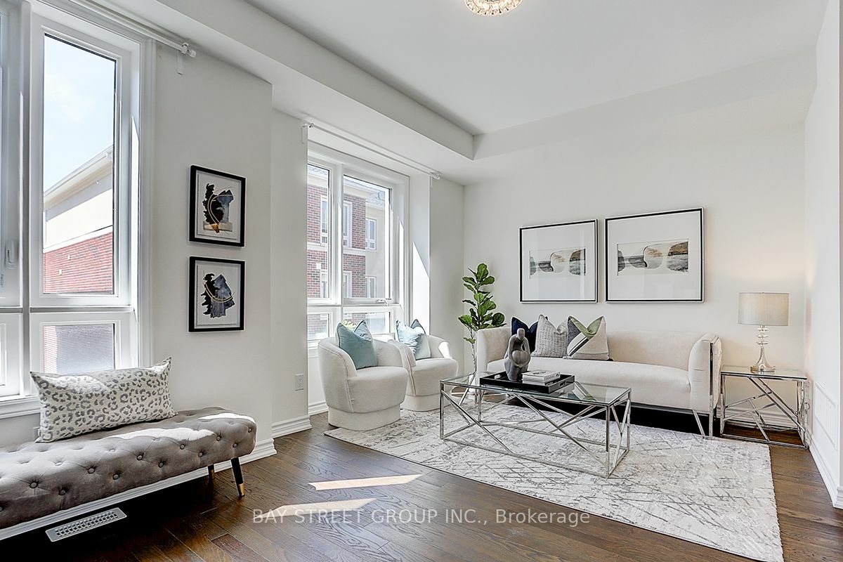 Property Photo:  76 Chicago Lane  ON L6E 0V6 