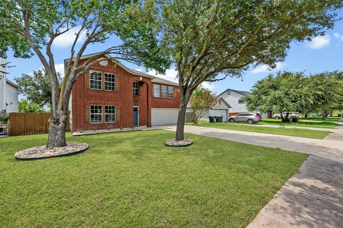 Property Photo:  650 Whispering Hollow Drive  TX 78640 