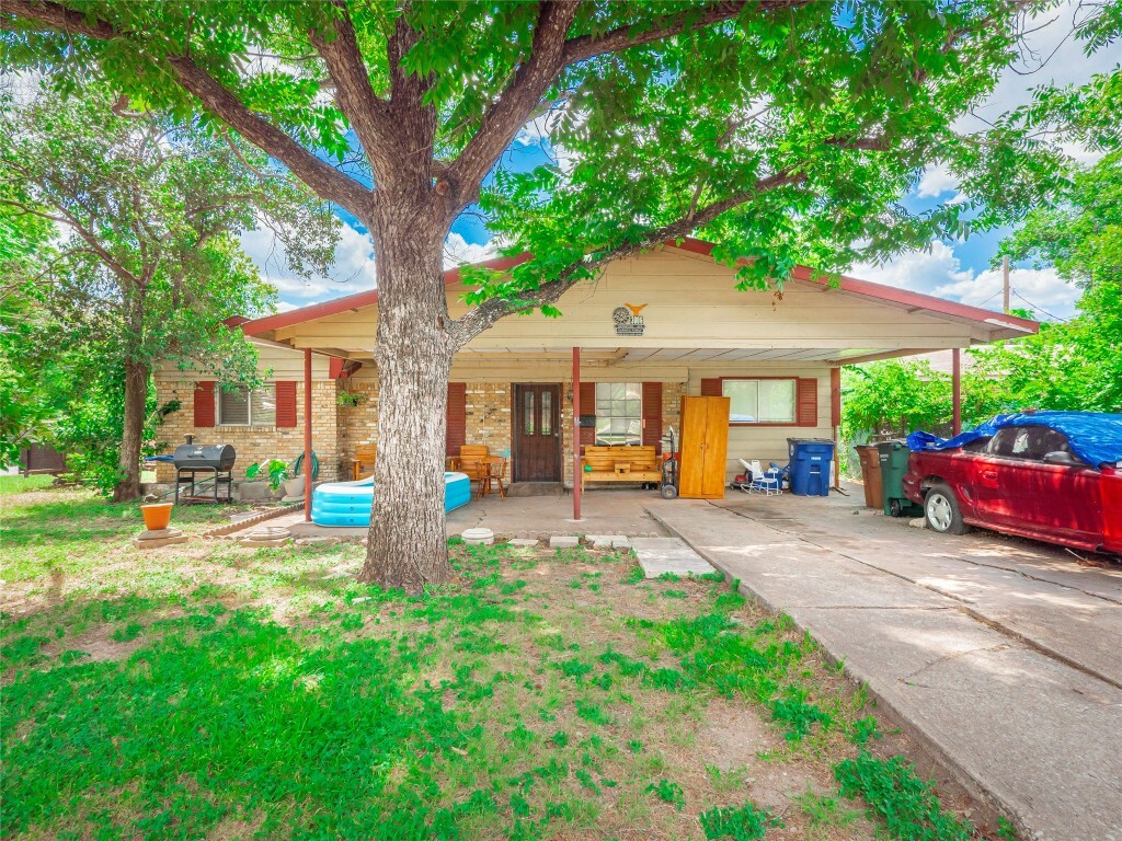 Property Photo:  3006 Brinwood Avenue  TX 78704 