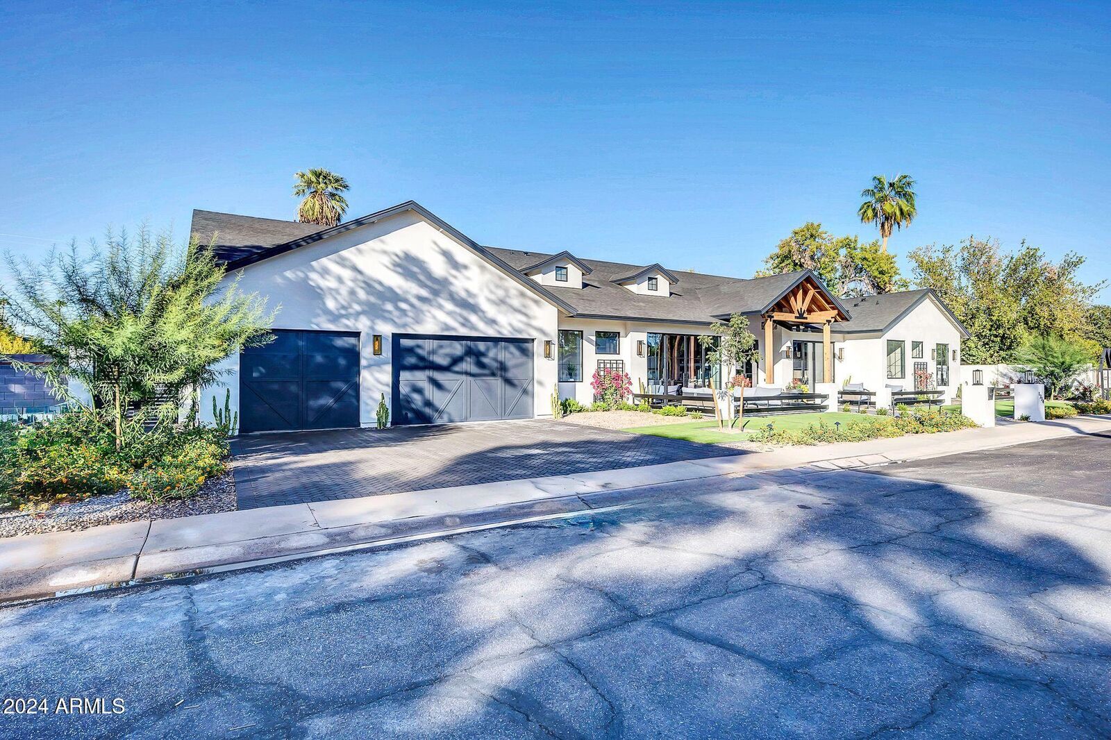 Property Photo:  1234 W Orchid Lane  AZ 85021 