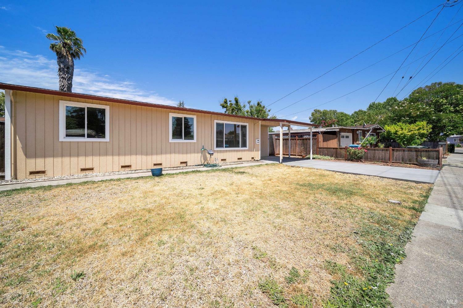 Property Photo:  755 Camellia Court  CA 95407 